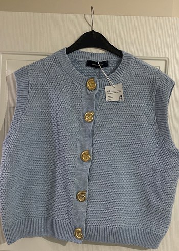 Düğmeli Mavi Boğazlı Kolsuz Midi Hırka - Görsel 3