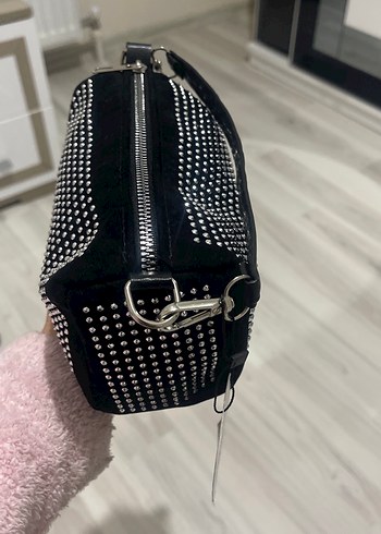 Siyah Süet Taşlı Rock Punk Çanta - Görsel 3
