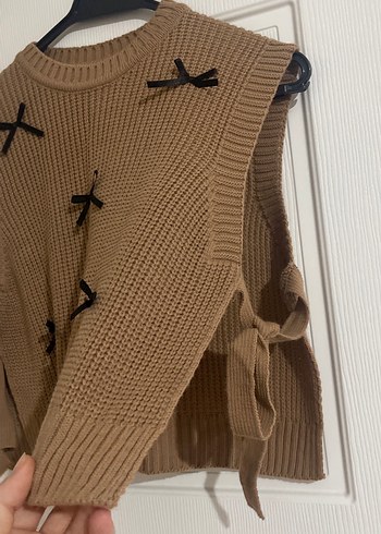 Kahverengi Nakışlı Örgü Süveter - Görsel 3