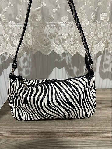  E.L.F Zebra çanta