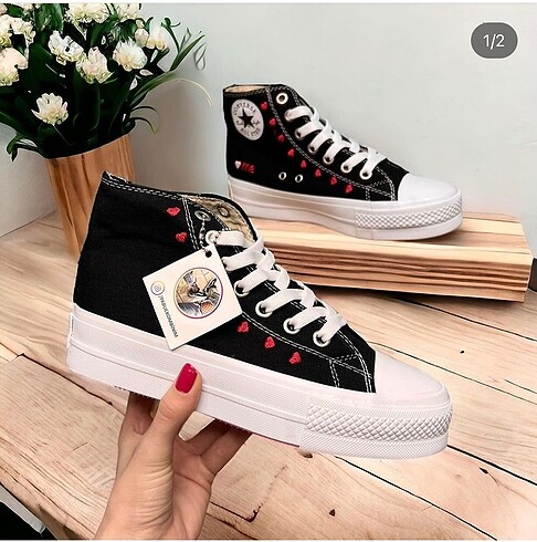 Converse love