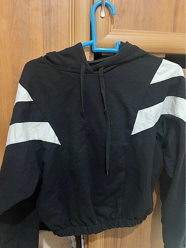 Yarasa kol crop sweatshirt