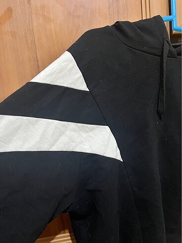 l Beden Yarasa kol crop sweatshirt