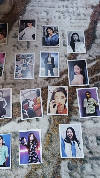 Beden Jennie 28 adet foto kart