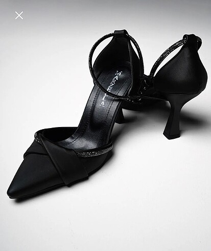 Siyah taşlı abiye ayakkabı