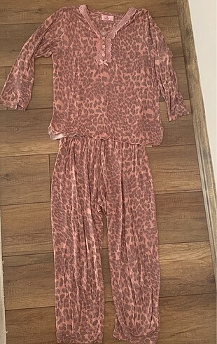 Pijama takımı