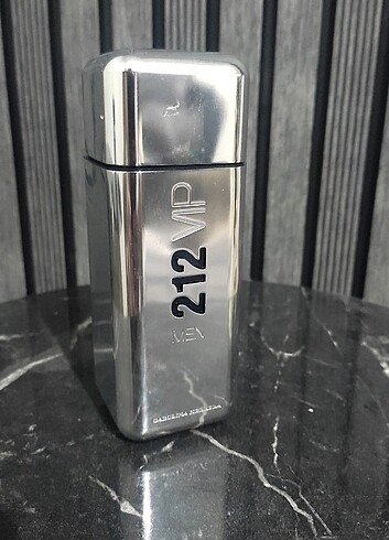ORJİNAL 100 ML EDT CAROLİNE HERRERA 212VİP MAN erkek parfümü 
