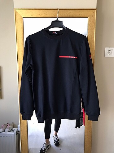 Prada marka sweatshirt