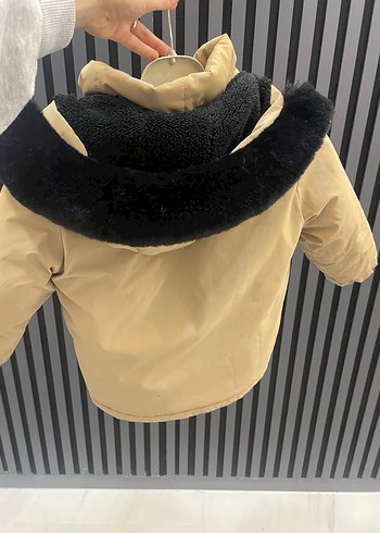Bej Erkek Çocuk Kürklü Street Wear Mont - Görsel 2