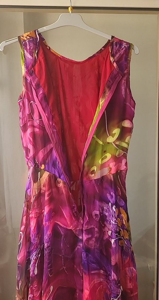 Renkli Bağlama Desenli İpek Elbise - Görsel 4