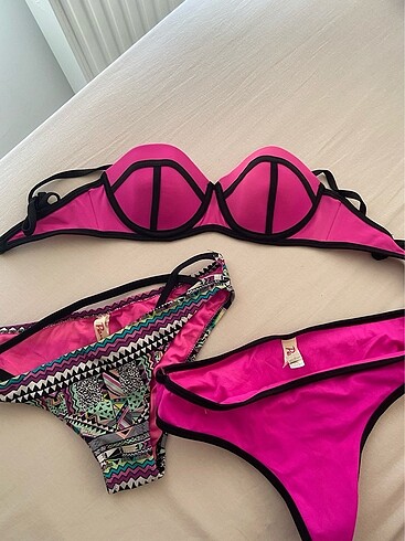 Penti Bikini Üst ve İki tane Alt