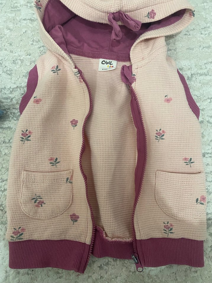 Kız Çocuk Nakışlı Örme Kapüşonlu Yelek - Görsel 2
