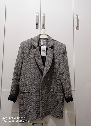 Bershka Kravuze ceket
