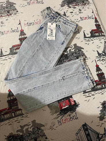 Paça detaylı bol paça jean