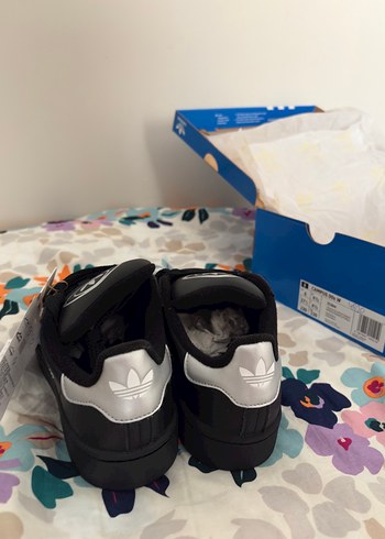 37 Beden siyah Renk Adidas campus orjinal