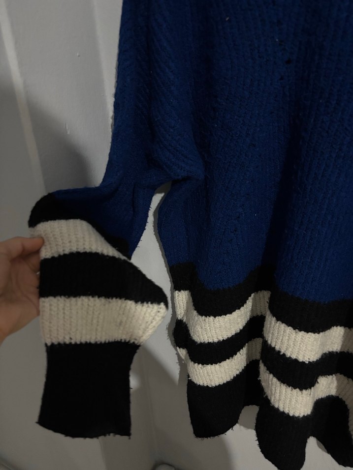 Kadın Lacivert Boğazlı Örgü Kazak - Görsel 3