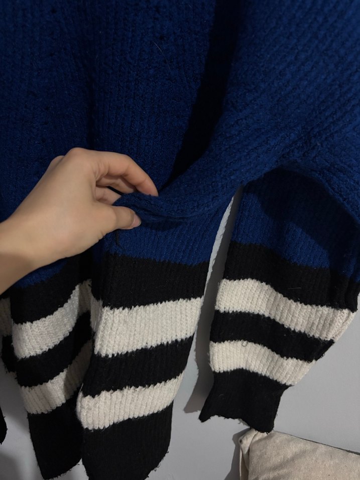 Kadın Lacivert Boğazlı Örgü Kazak - Görsel 4