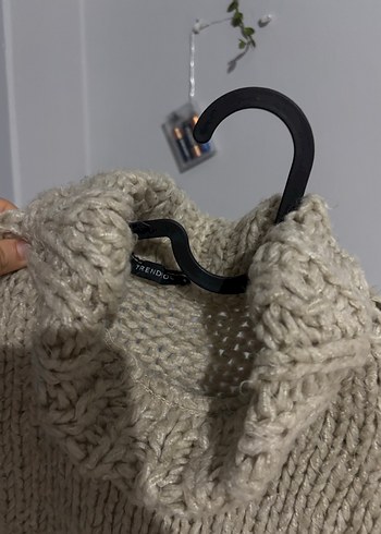 Kısa Kollu Boğazlı Bej Triko Süveter - Görsel 4