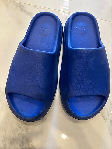Yeezy terlik orjinal
