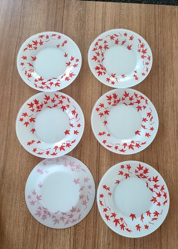 Kırmızı Çiçek Desenli pasta Tabağı Seti