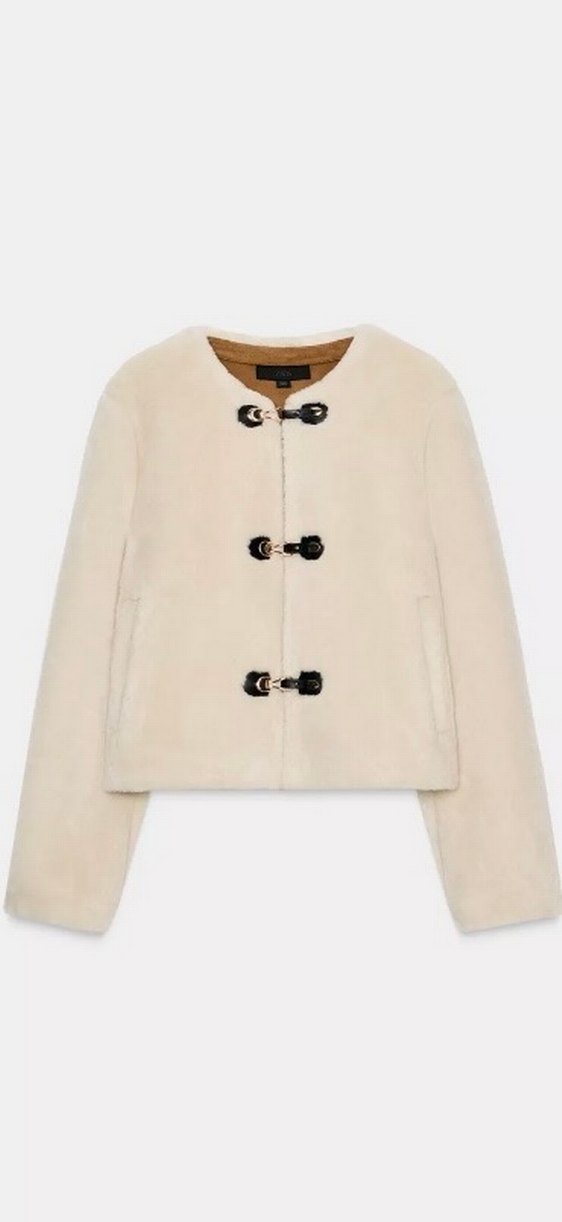 Bej Düğmeli Kadın Kısa Kışlık Ceket - Görsel 2