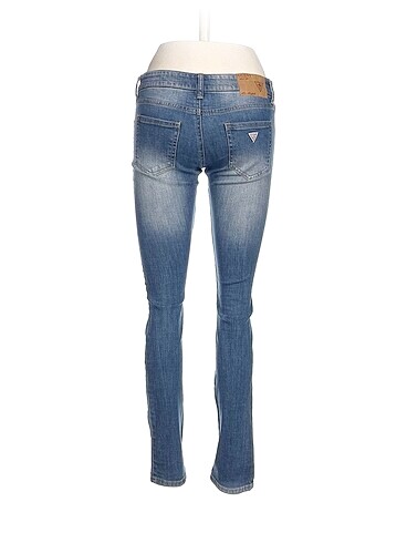 40 Beden Guess Jean / Kot %70 İndirimli.