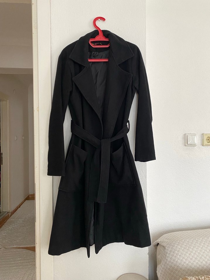 Siyah Kuşaklı Uzun Kadın Kaban - Görsel 5