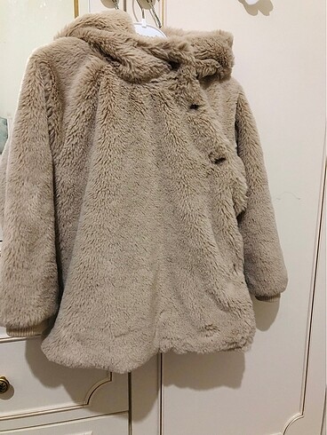 Zara peluş mont