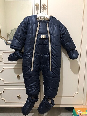 Bombili astronot mont