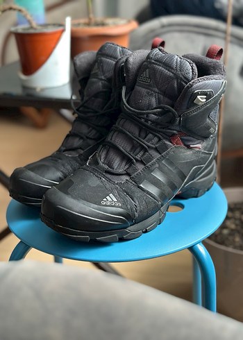 Siyah Adidas Erkek Bot 42 numara - Görsel 2