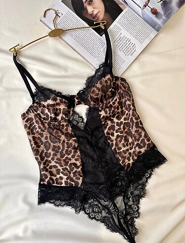 Leopar bodysuit