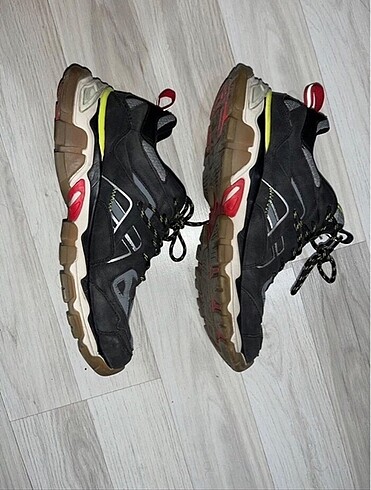 Pull bear marka Orjinal  spor ayakkabısı - Görsel 2