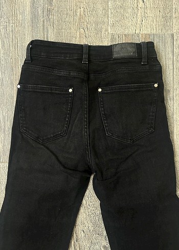 Zara Düğmeli Kadın Denim İspanyol Pantolon - Görsel 4