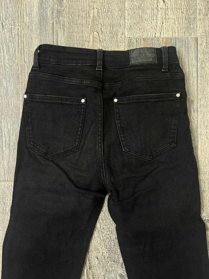 Zara Düğmeli Kadın Denim İspanyol Pantolon - Görsel 4