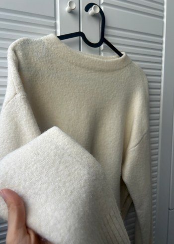 Zara- Yün karışımlı Beyaz Örgü Kadın Yün Kazak - Görsel 2