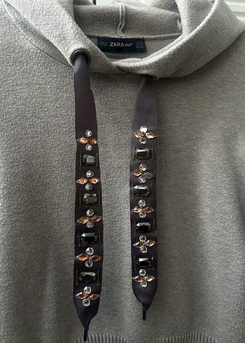 Zara Nakışlı Gri Kapüşonlu Triko Kazak - Görsel 2