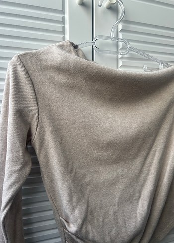 Zara- Bej Viskoz Uzun Kollu düşük omuzlu - Görsel 2