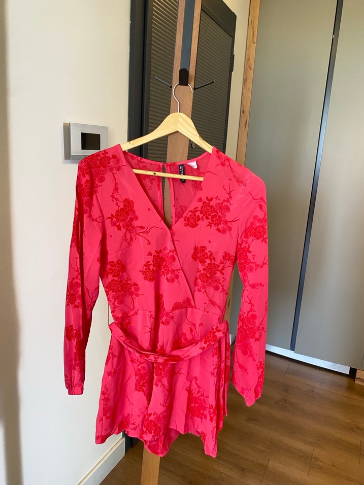 Pembe V Yaka Mini Elbise Dantel Detaylı - Görsel 4