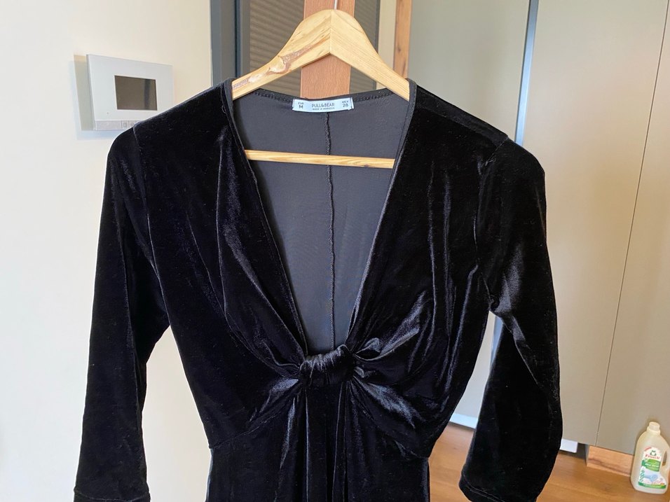 Siyah V Yaka Drapeli Midi Kadın Elbise - Görsel 2