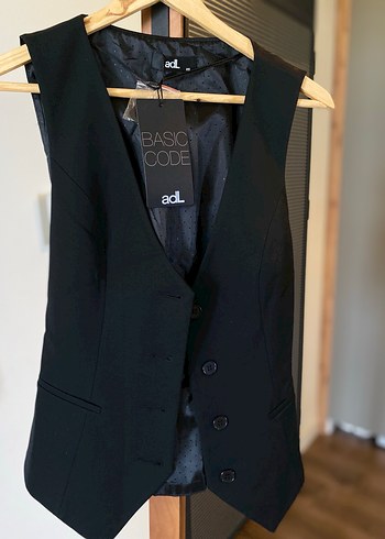 Siyah Düğmeli Kadın Ofis Yeleği - Görsel 3