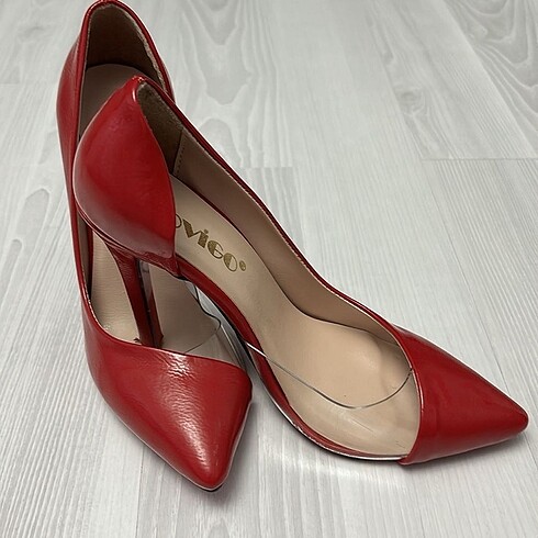 38 Beden Kırmızı stiletto topuklu ayakkabı