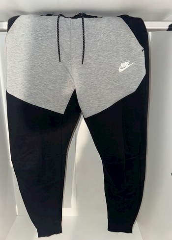 Nike Siyah Gri Renk Bloklu Eşofman Altı