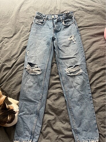 ZARA MOM JEAN