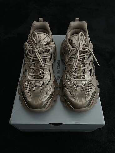 44 Beden camel Renk BALENCIAGA TRACK 2 DARK BEIGE