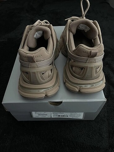 Balenciaga BALENCIAGA TRACK 2 DARK BEIGE