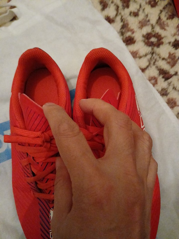 Kırmızı Erkek çocuk krampon - Görsel 4