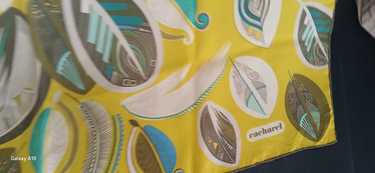 cacharel marka twil ipek - Görsel 3