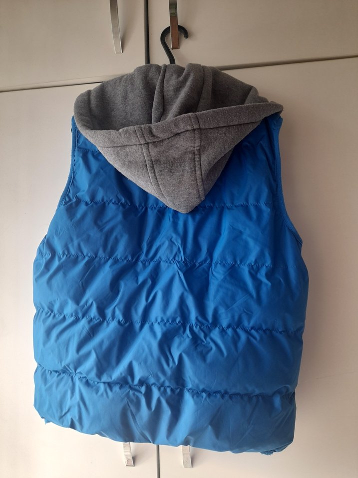 Erkek Çocuk Mavi Kapüşonlu Fermuarlı Yelek - Görsel 3