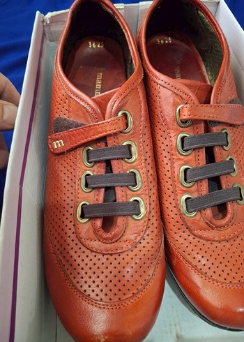 Parlak Kiremit renk kadın Bağcıklar - Görsel 6