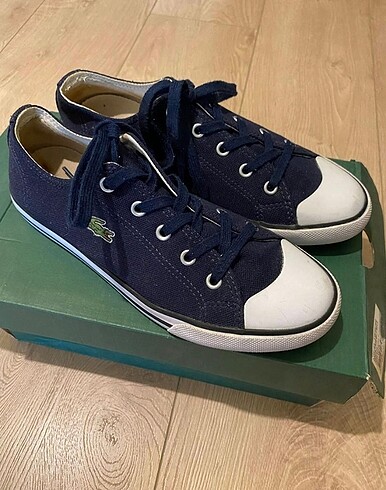 Lacoste 38